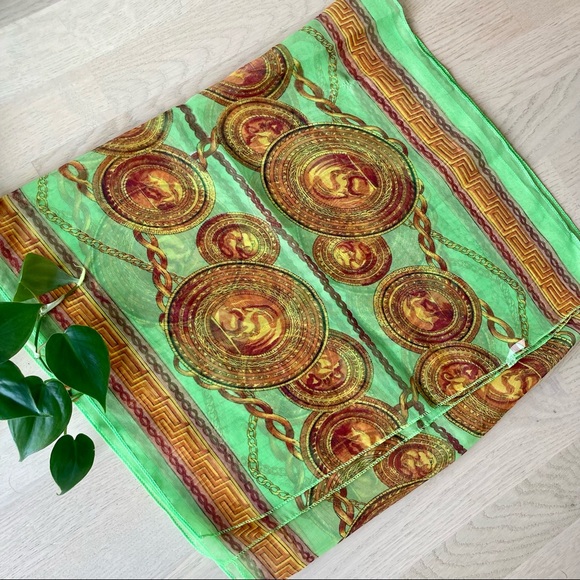 🌻5/$15 bundle🌻 Vintage scarf - Picture 5 of 5